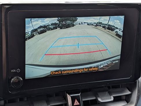Used 2023 Toyota Corolla Cross LE FWD image 19