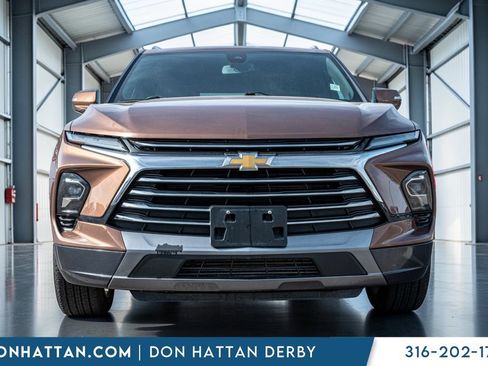 Used 2024 Chevrolet Blazer Premier AWD/4WD image 36