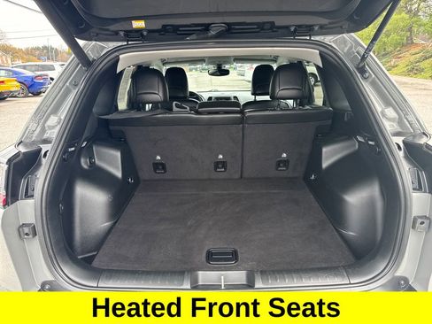 Used 2020 Jeep Cherokee Latitude Plus w/ Cold Weather Group image 23