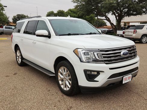Used 2020 Ford Expedition Max XLT w/ Equipment Group 202A AWD/4WD image 6