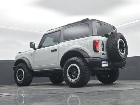 Certified 2021 Ford Bronco Black Diamond w/ Sasquatch Package AWD/4WD image 49
