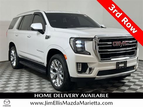 Used 2021 GMC Yukon SLT w/ SLT Premium Package image 1