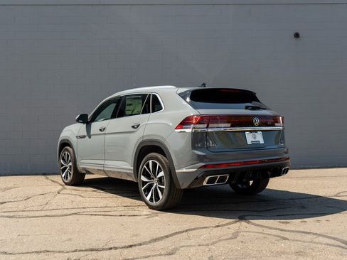 New 2025 Volkswagen Atlas Cross Sport SEL Premium R-Line image 4