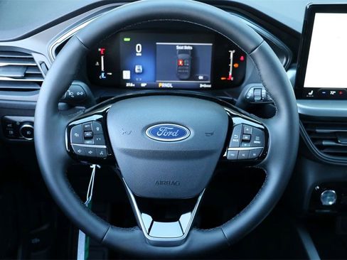 New 2025 Ford Escape SE image 22