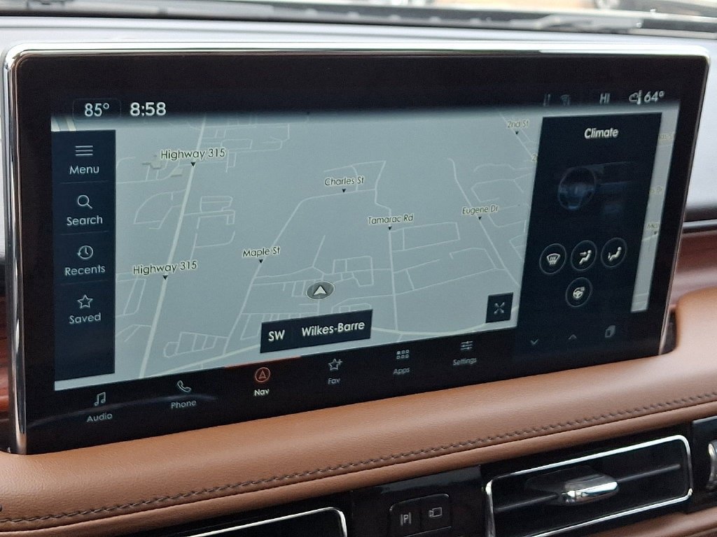 Certified 2022 Lincoln Nautilus Reserve AWD/4WD image 17