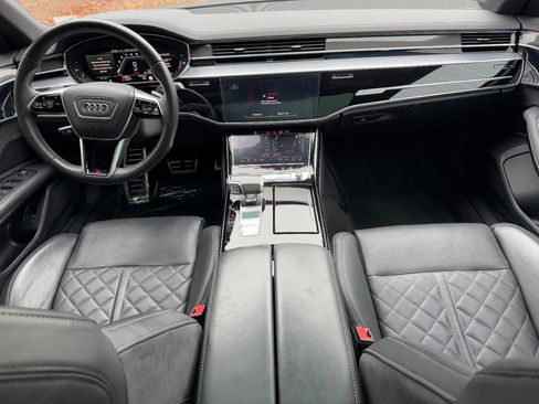 Used 2023 Audi S8 w/ S8 Executive Package image 11