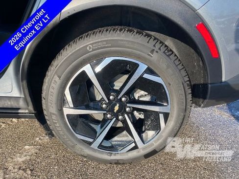 New 2026 Chevrolet Equinox EV LT image 14