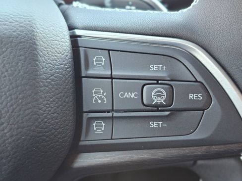New 2026 Jeep Grand Cherokee L Limited AWD/4WD image 15
