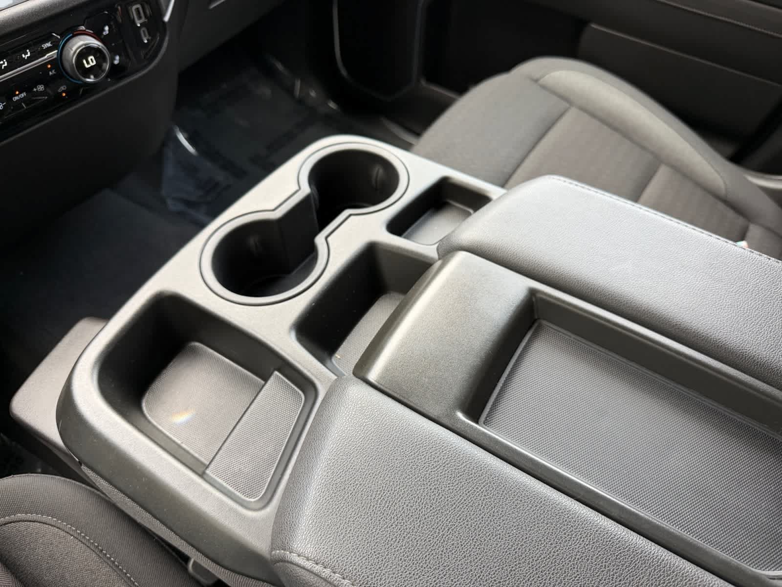 Used 2025 Chevrolet Silverado 1500 LT AWD/4WD image 30