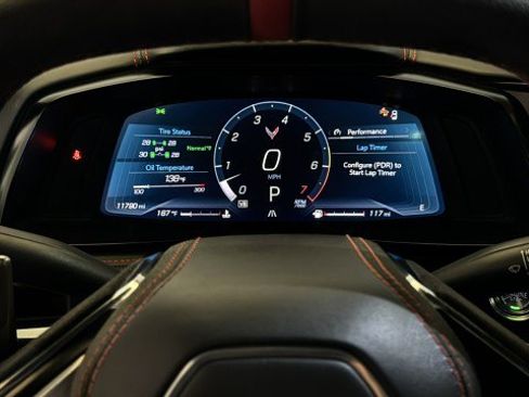 Used 2024 Chevrolet Corvette Stingray Premium Cpe w/ Z51 Performance Package RWD image 8