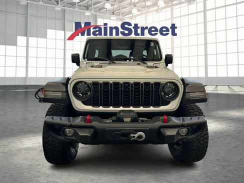Used 2024 Jeep Wrangler Unlimited Rubicon w/ Capability Package AWD/4WD image 8