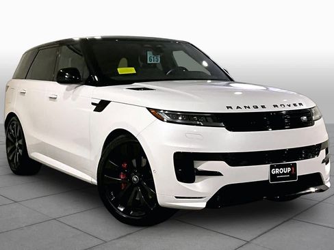 Used 2025 Land Rover Range Rover Sport Dynamic SE AWD/4WD image 2
