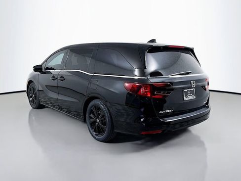 Used 2023 Honda Odyssey Sport image 7