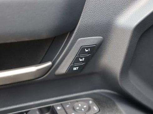 New 2026 Toyota 4Runner Platinum AWD/4WD image 15