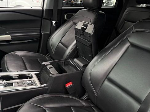 Certified 2023 Ford Explorer XLT w/ Equipment Group 202A image 31