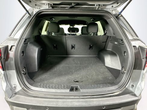 Used 2025 GMC Terrain Elevation AWD/4WD image 28