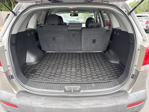 Used 2013 Kia Sorento LX FWD image 26