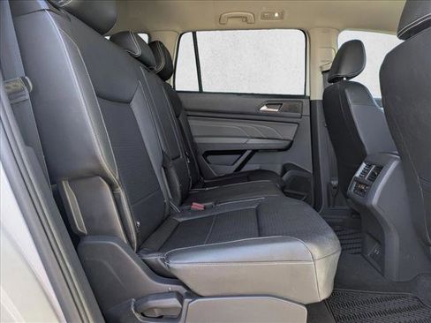 Used 2023 Volkswagen Atlas SEL image 19
