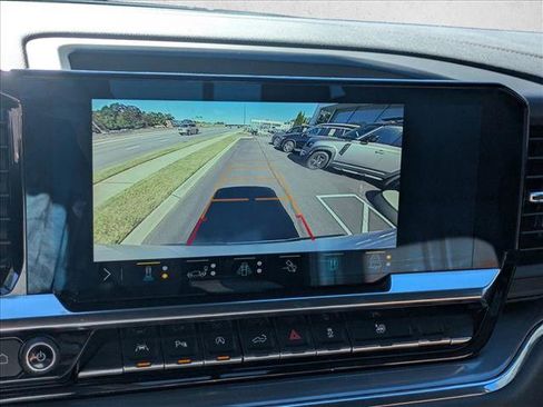 Used 2023 Chevrolet Silverado 1500 High Country w/ High Country Premium Package image 16