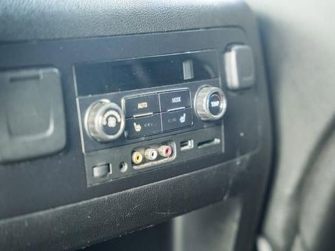 Used 2016 GMC Yukon SLT w/ Open Road Package image 37