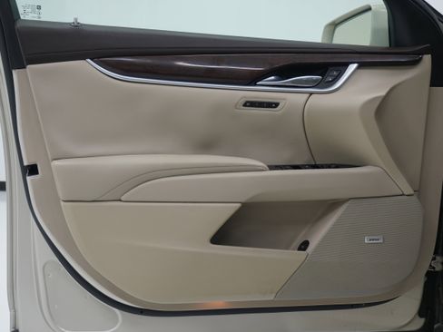 Used 2014 Cadillac XTS Premium w/ Driver Assist Package image 13