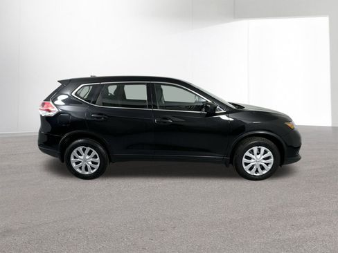 Used 2016 Nissan Rogue S image 35