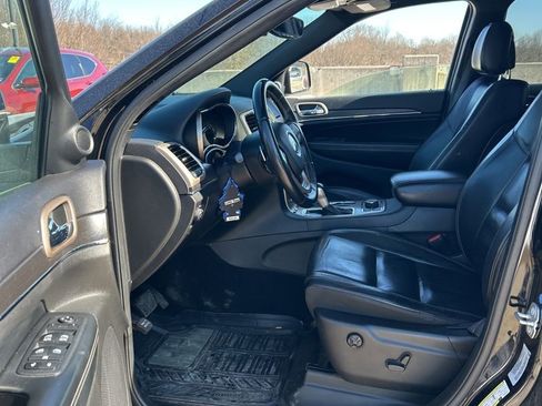 Used 2017 Jeep Grand Cherokee Limited image 5