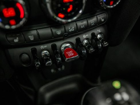 Used 2016 MINI Cooper S image 25