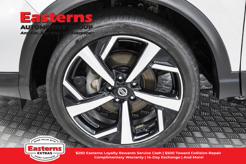 Used 2022 Nissan Rogue Sport SL w/ Premium Package AWD/4WD image 32