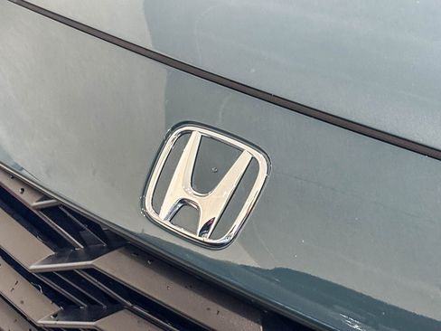 Used 2024 Honda HR-V Sport image 9