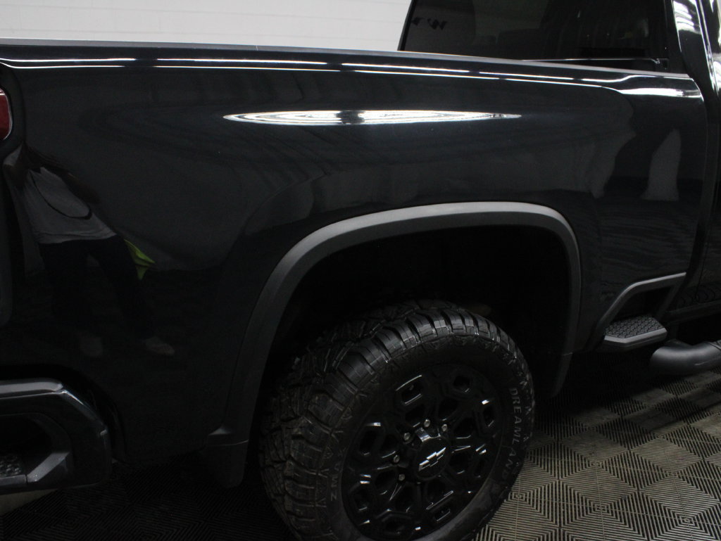 Used 2022 Chevrolet Silverado 2500 LT w/ Midnight Edition AWD/4WD image 34
