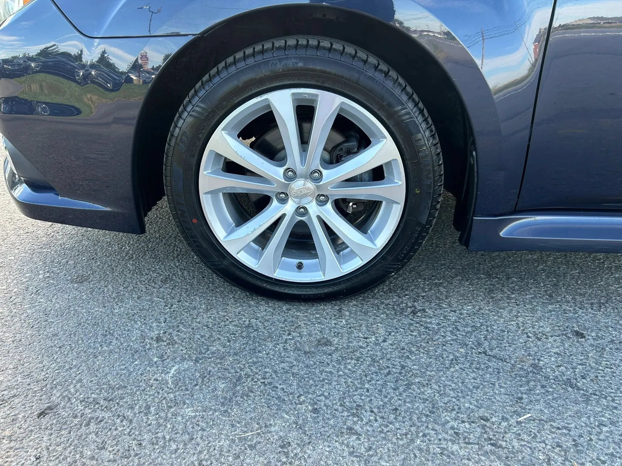 Used 2013 Subaru Legacy 2.5i Limited AWD/4WD image 21