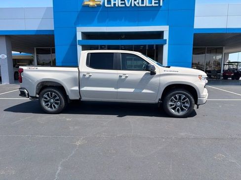New 2026 Chevrolet Silverado 1500 RST AWD/4WD image 3