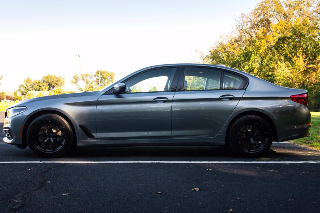 Used 2020 BMW 540i xDrive w/ Executive Package AWD/4WD image 3