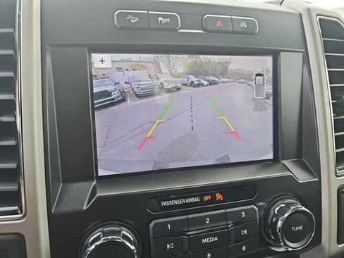 Used 2019 Ford F150 Lariat image 26