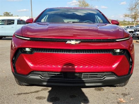 New 2026 Chevrolet Equinox EV LT image 11