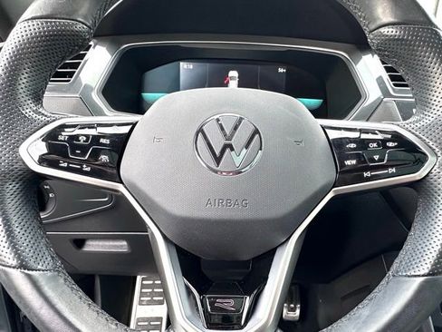 Used 2023 Volkswagen Tiguan SE R-Line FWD image 12