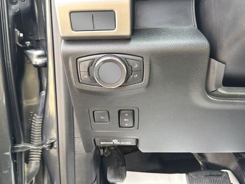 Used 2018 Ford F350 Platinum w/ Platinum Ultimate Package image 27