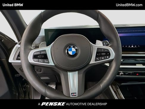 Used 2026 BMW X5 xDrive40i w/ M Sport Package AWD/4WD image 6