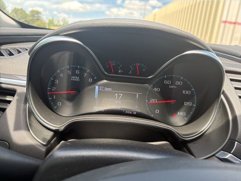 Used 2020 Chevrolet Impala LT w/ LT Convenience Package FWD image 9