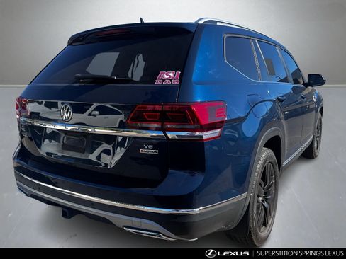 Used 2018 Volkswagen Atlas SEL image 3