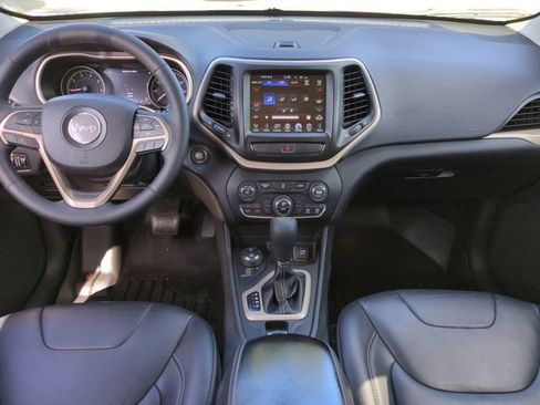 Used 2014 Jeep Cherokee Limited image 14