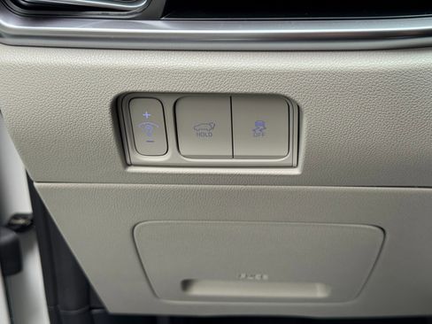 Used 2025 Kia Sorento EX w/ EX Panoramic Sunroof Package FWD image 17