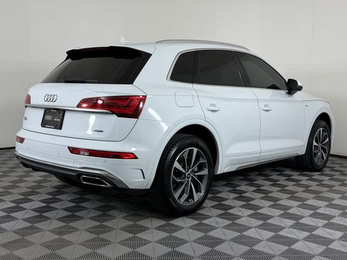 Used 2023 Audi Q5 2.0T Premium w/ Convenience Package AWD/4WD image 9