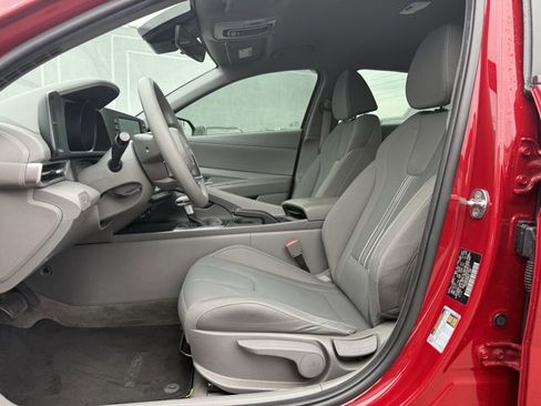 Certified 2023 Hyundai Elantra SEL image 10