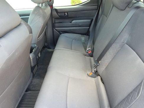 Used 2025 Toyota Tacoma SR5 w/ SR5 Upgrade Package AWD/4WD image 26