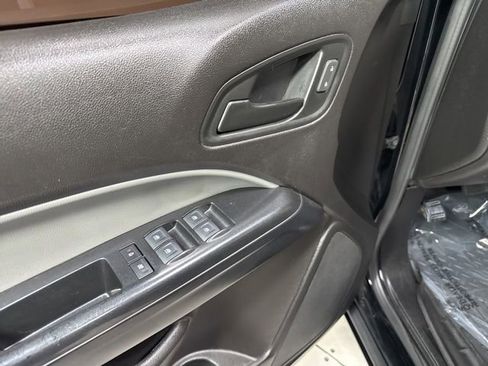Used 2018 Chevrolet Colorado W/T w/ WT Convenience Package AWD/4WD image 10