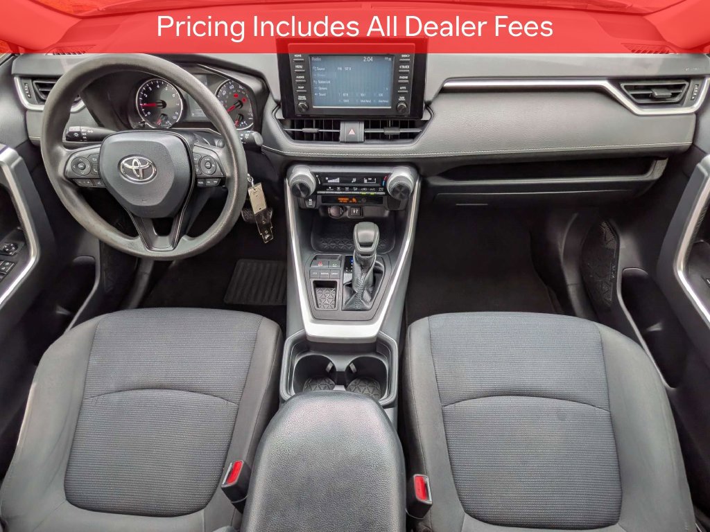 Used 2019 Toyota RAV4 LE FWD image 16