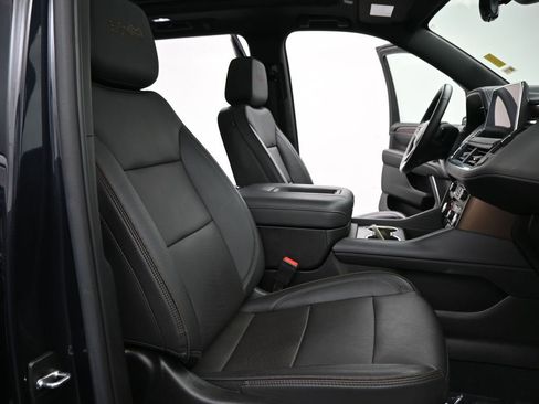 Used 2023 Chevrolet Tahoe High Country image 28