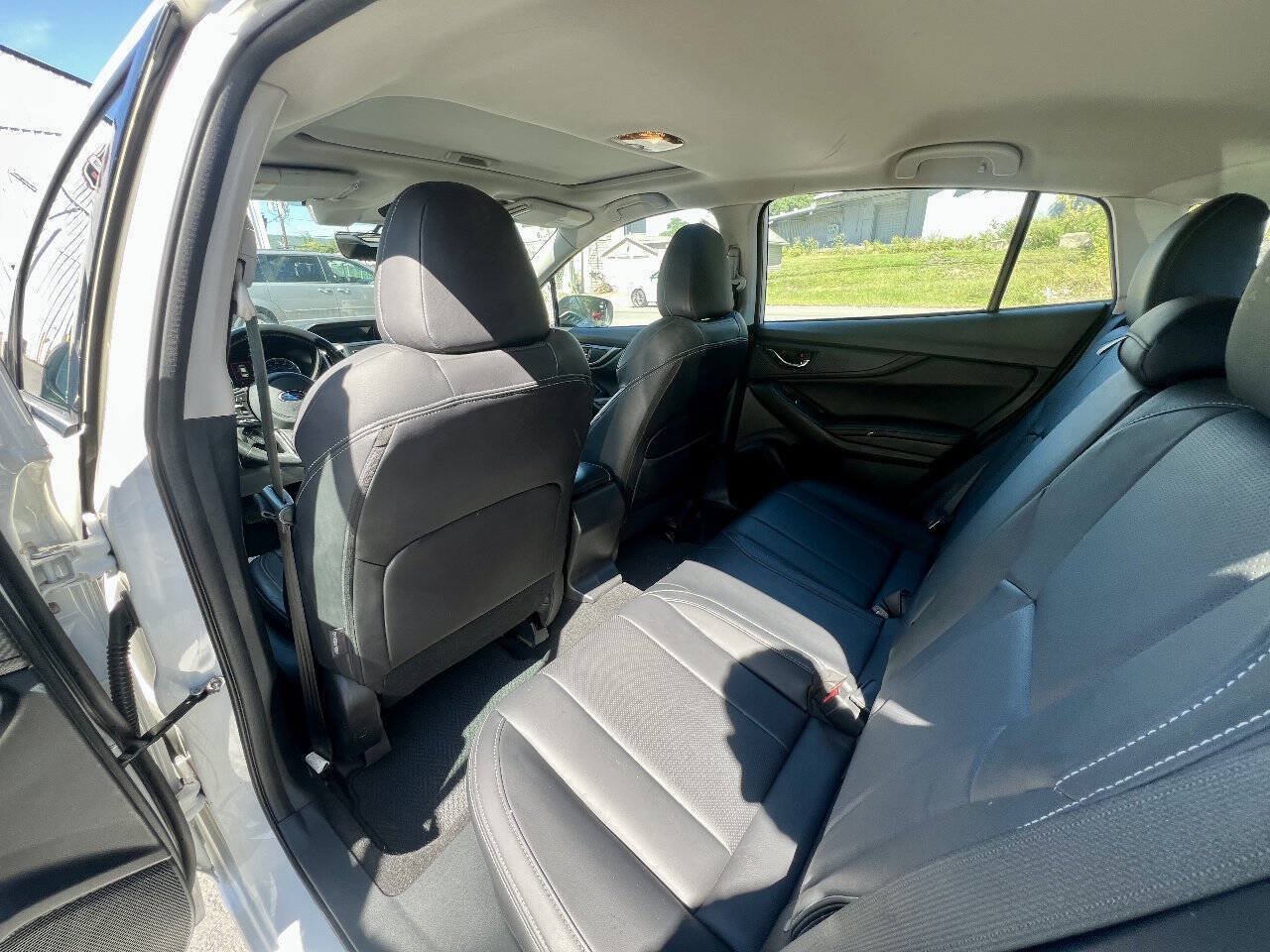 Used 2017 Subaru Impreza 2.0i Limited AWD/4WD image 10